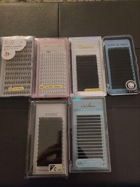 Mixed Lash Extension Trays - Black - Multiple Brands